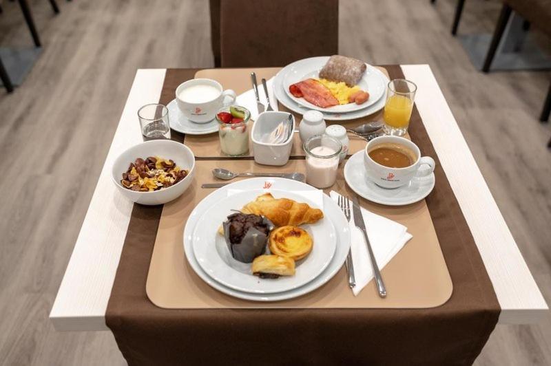 Dinya Lisbon Hotel Eksteriør billede